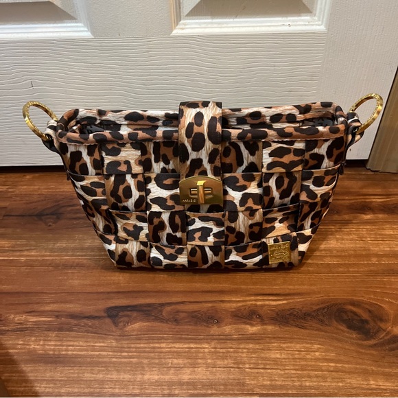 Harvey Seatbelt Leopard Carriage Ring Bag. Bag is like brand new. - Picture 2 of 11